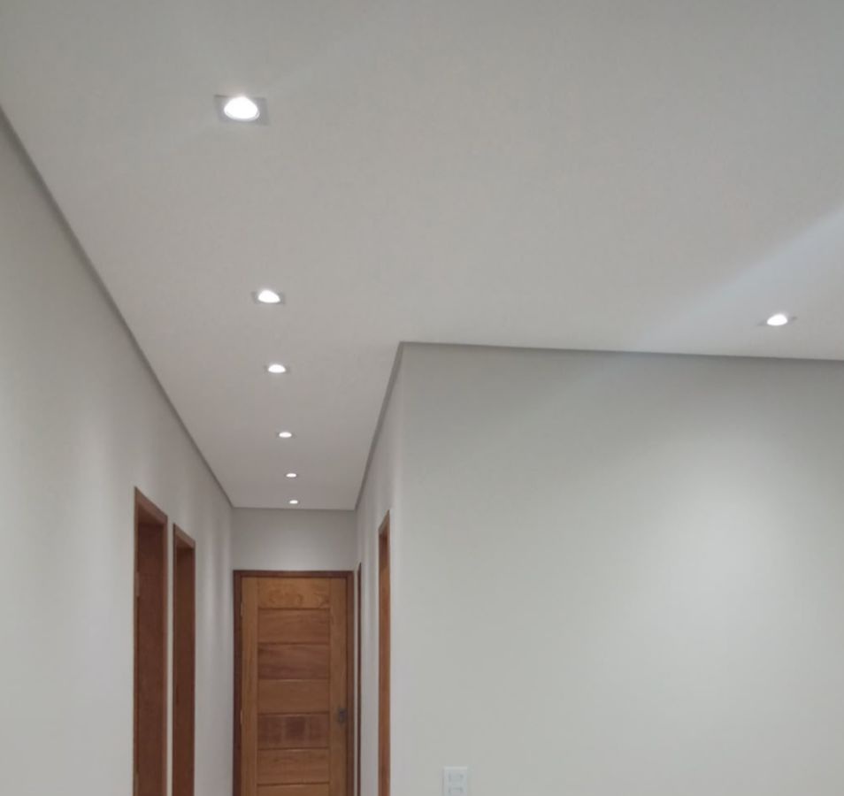 Forro de gesso com spots de iluminação